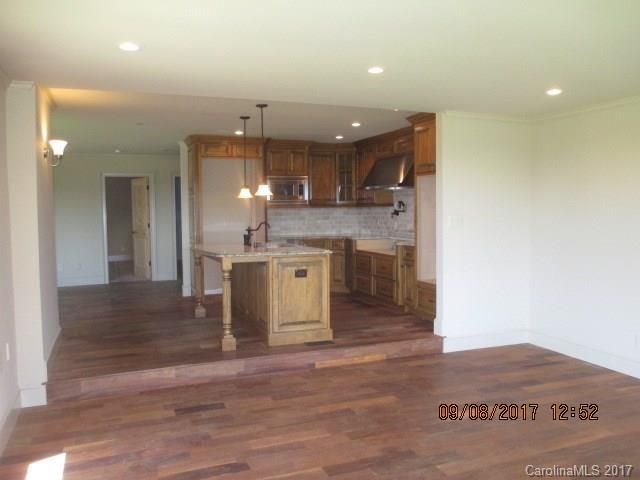 104 Bounty Ln, Gastonia, NC 28056