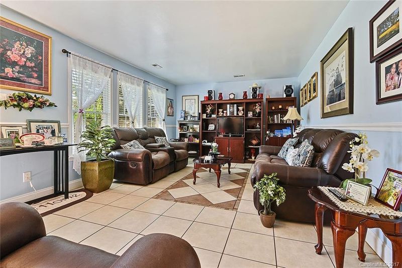 7101 Riding Trail Rd #1, Charlotte, NC 28212