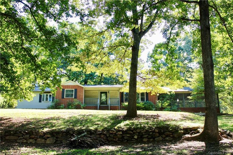3122 Maiden Hw, Lincolnton, NC 28092