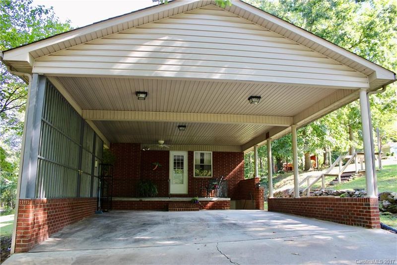 3122 Maiden Hw, Lincolnton, NC 28092
