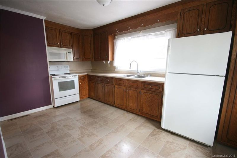 506 E 13th St, Kannapolis, NC 28083
