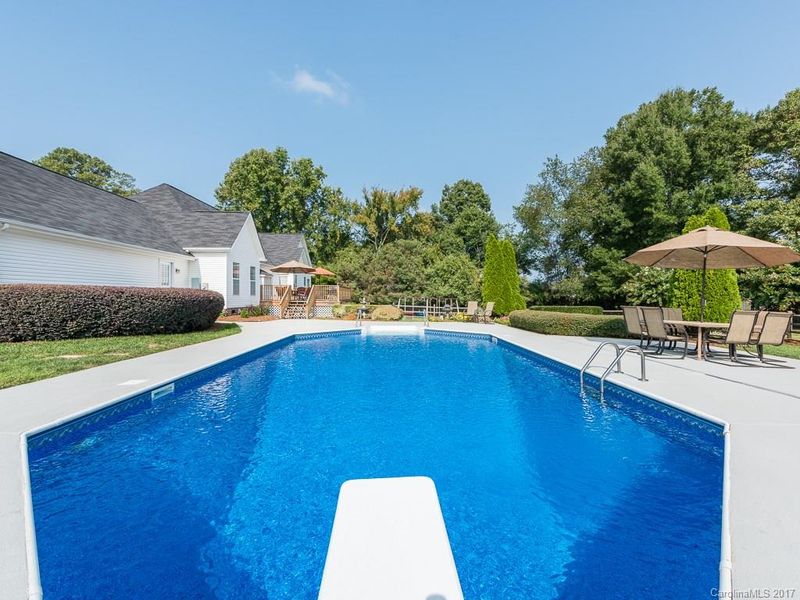 7541 Norman Island Dr, Cornelius, NC 28031