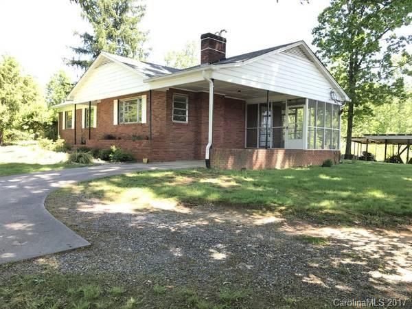 2863 12th Ave SE #6, Hickory, NC 28602