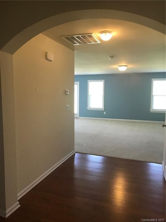9231 Carrot Patch Dr, Charlotte, NC 28216