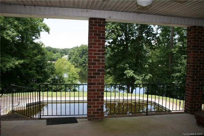 3207 Duck Point Dr, Monroe, NC 28110