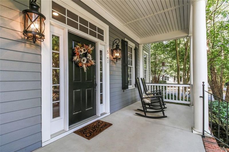 521 Glen Walk Dr, Fort Mill, SC 29708