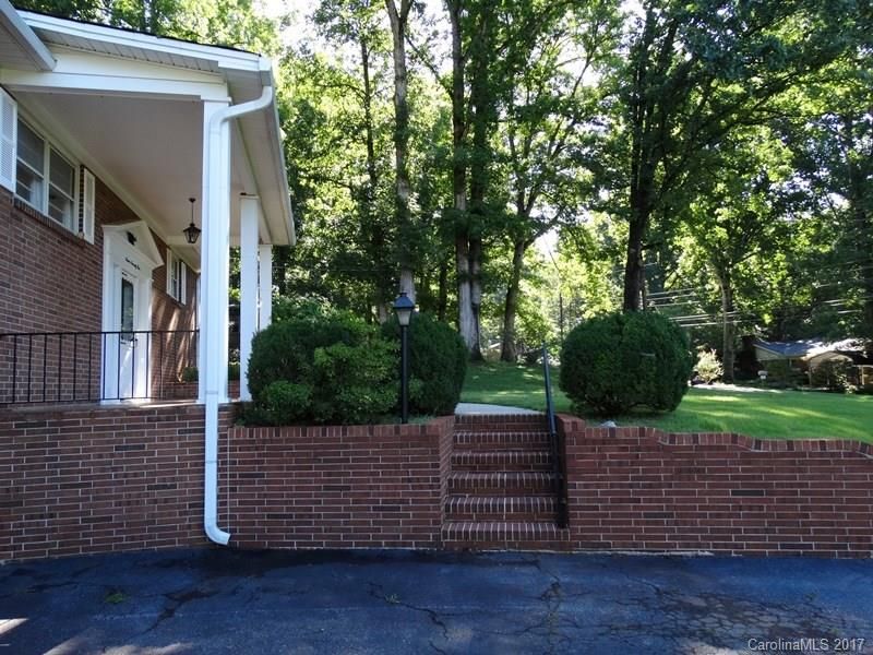 771 23rd Ave, Hickory, NC 28601