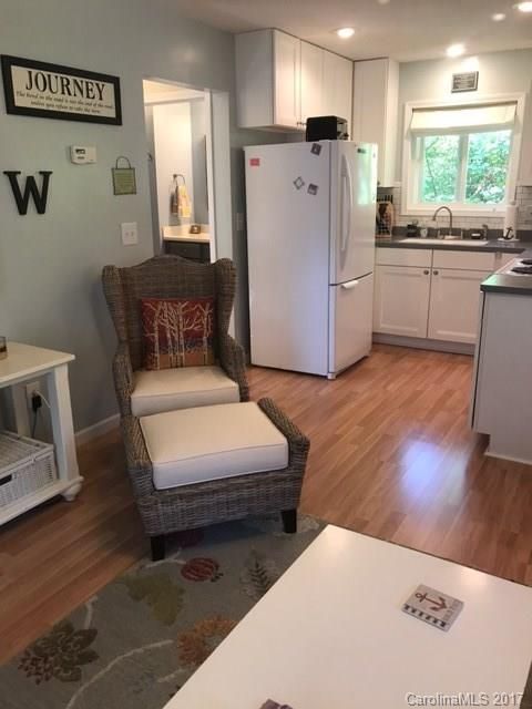 6850 Ingleside Dr, Sherrills Ford, NC 28673