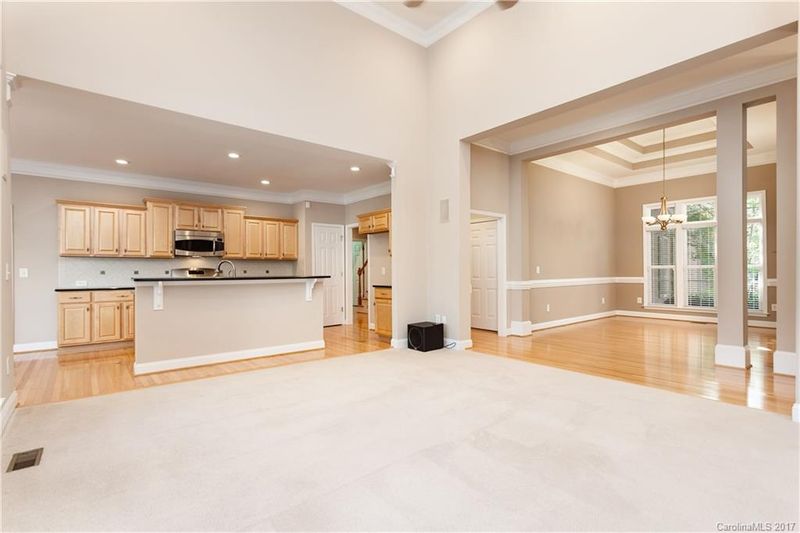 10417 Spring Tree Ln, Huntersville, NC 28078