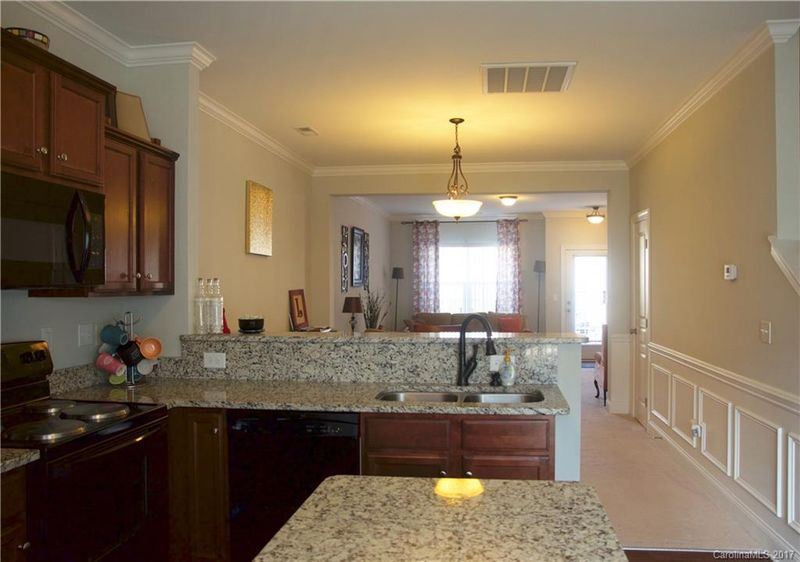 232 Halton Crossing Dr #16, Concord, NC 28027