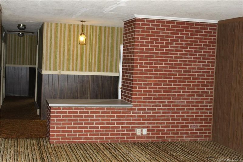 410 E 18th St, Kannapolis, NC 28081