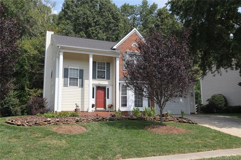 8608 Piccone Brook Ln, Charlotte, NC 28216