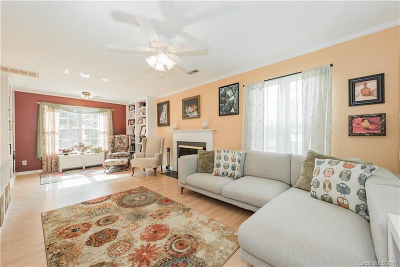 9224 Merlot Ln, Charlotte, NC 28269