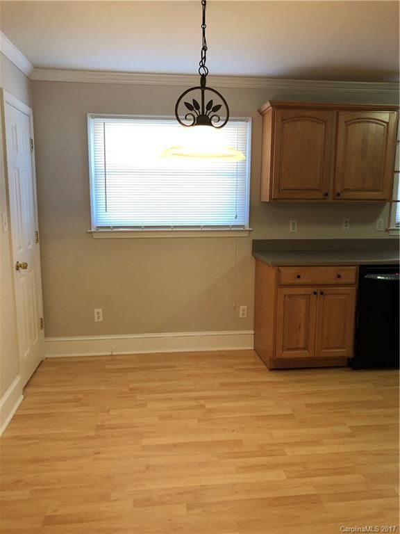 4292 Reepsville Rd, Vale, NC 28168