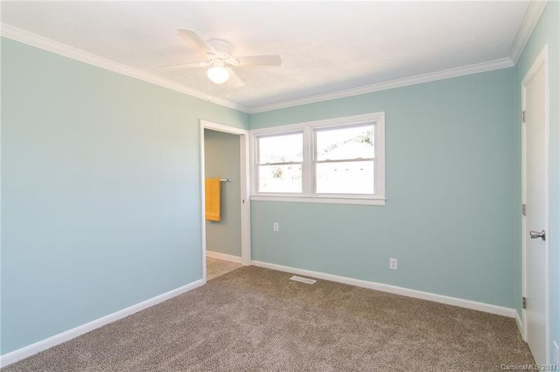 114 Waco Ave, Kannapolis, NC 28083