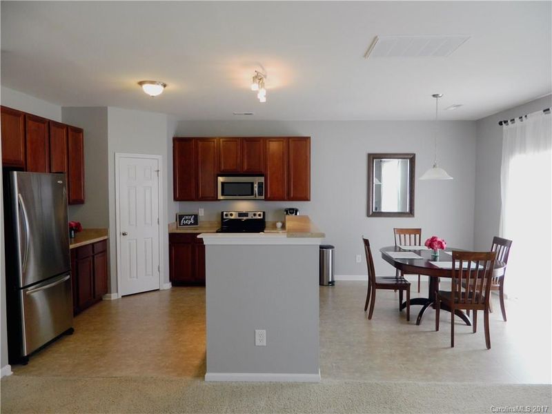 9231 Yellow Oak Rd, Charlotte, NC 28227