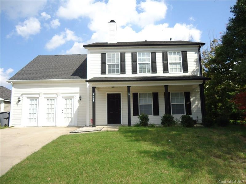 2215 Pimpernel Rd, Charlotte, NC 28213