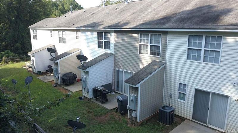 5341 Magnolia Tree Ln, Charlotte, NC 28215