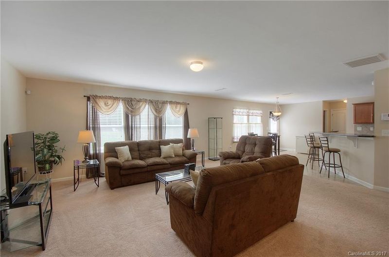 3272 Saddlebrook Dr #53, Midland, NC 28107