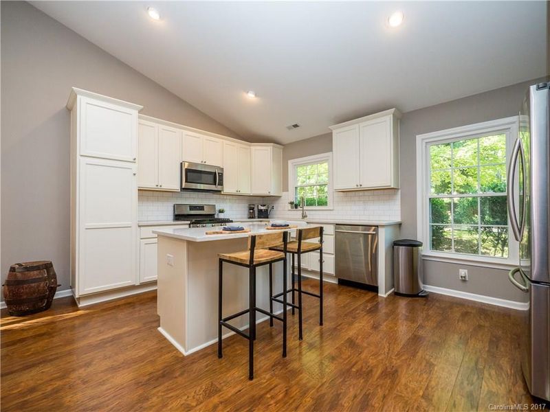 710 Hartness Ave #3, Charlotte, NC 28211