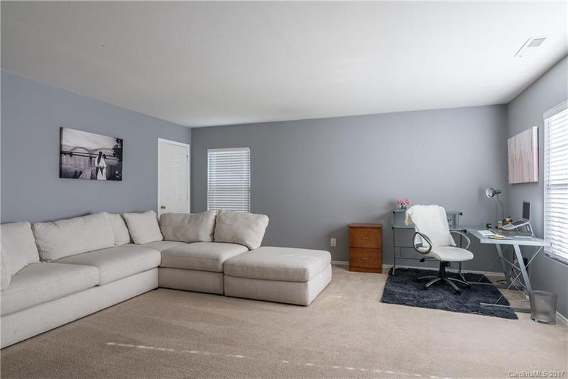 941 Silverberry St, Gastonia, NC 28054