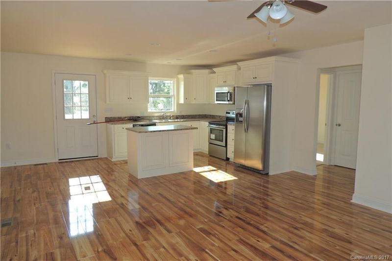 2791 Eagle Dr #14, Lincolnton, NC 28092