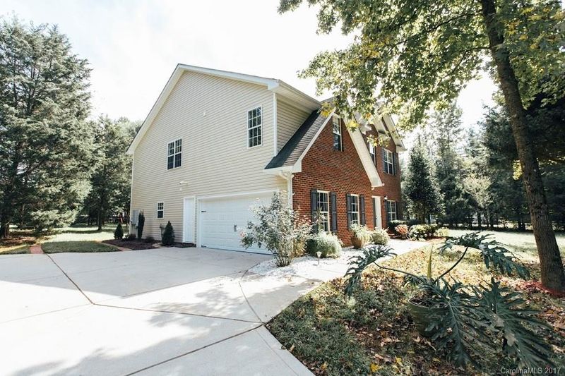 9124 Leah Meadow Ln, Mint Hill, NC 28227