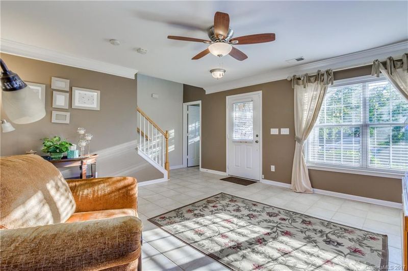 10400 Glenburn Ln, Charlotte, NC 28278