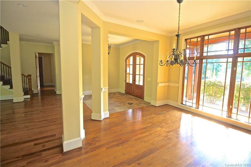 402 Major Rn, Cramerton, NC 28032