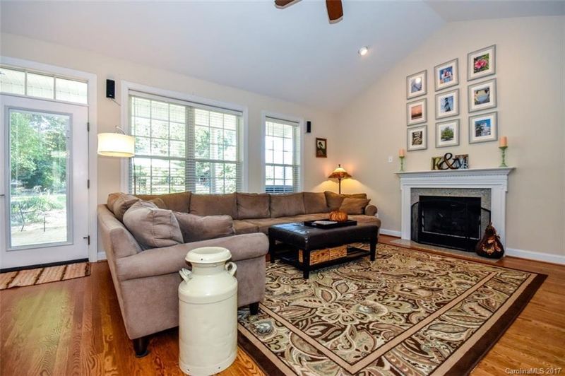 8721 Magnolia Estates Dr, Cornelius, NC 28031