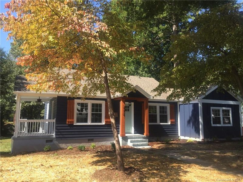 2736 Mayflower Rd, Charlotte, NC 28208
