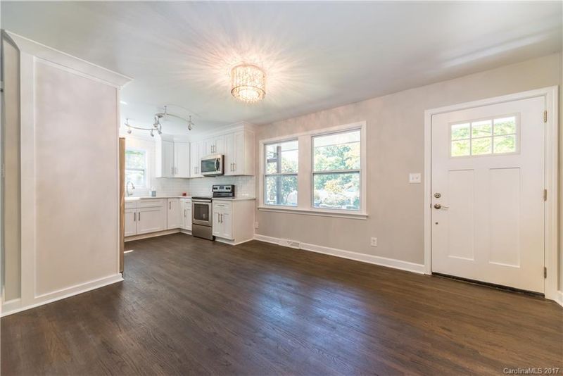 4029 Abbeydale Dr, Charlotte, NC 28205