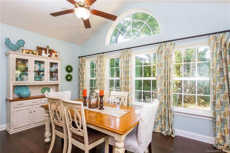 128 Santana Ln, Troutman, NC 28166