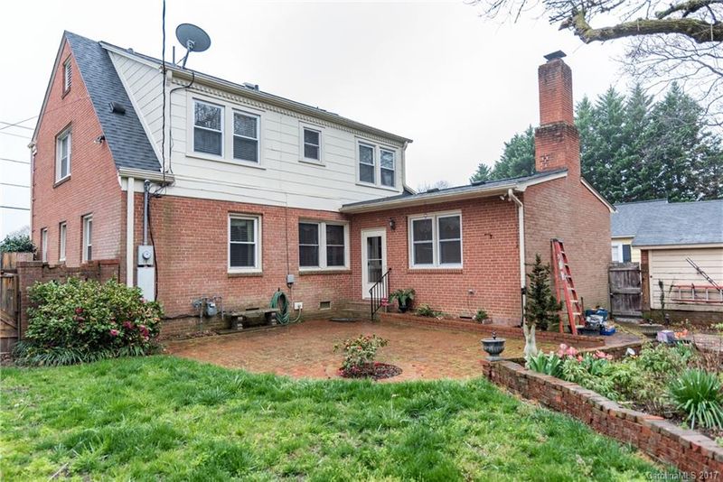 419 Pine St, Lincolnton, NC 28092