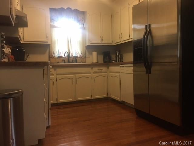 1908 Berkshire Dr, Gastonia, NC 28052