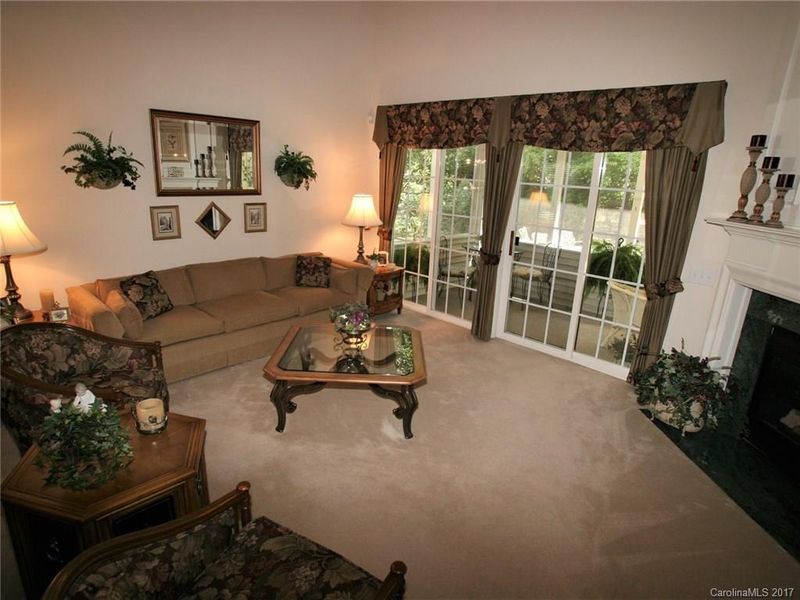 9012 Kestral Ridge Dr, Charlotte, NC 28269