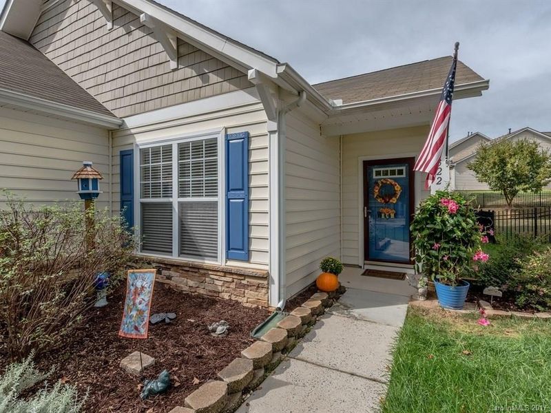 1322 Hammond Dr, Matthews, NC 28104