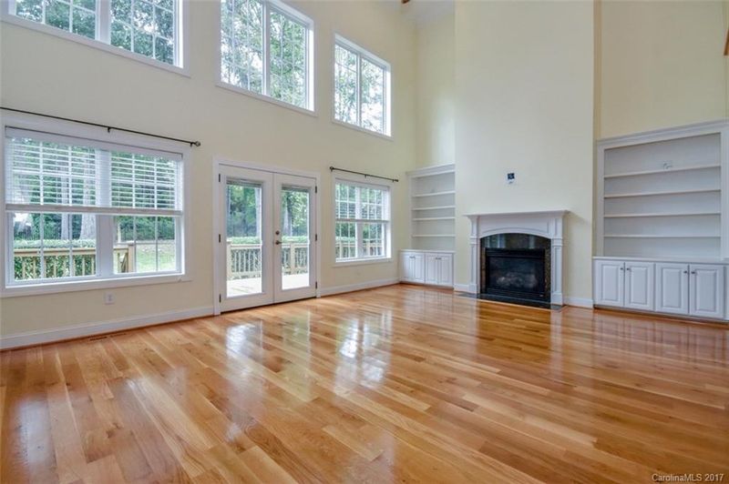 7924 Glen Abbey Cir, Denver, NC 28164