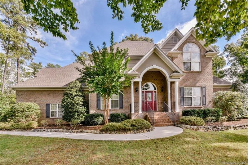 7924 Glen Abbey Cir, Denver, NC 28164