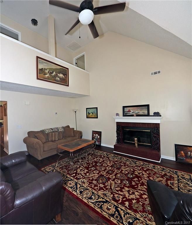 1149 Forrest Ridge Dr, Concord, NC 28027