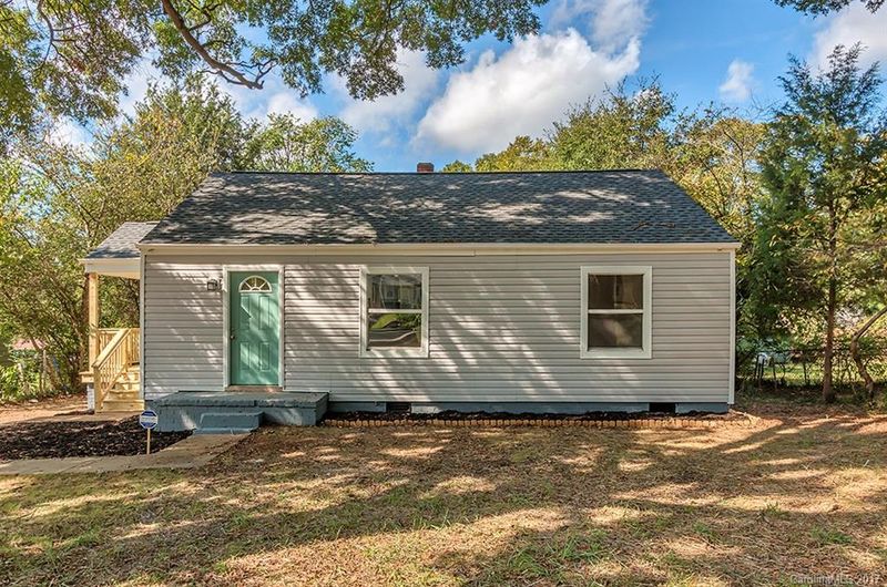 615 Seldon Dr, Charlotte, NC 28216