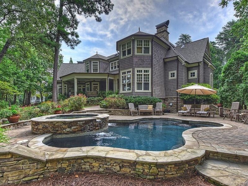 1954 Brawley School Rd, Mooresville, NC 28117