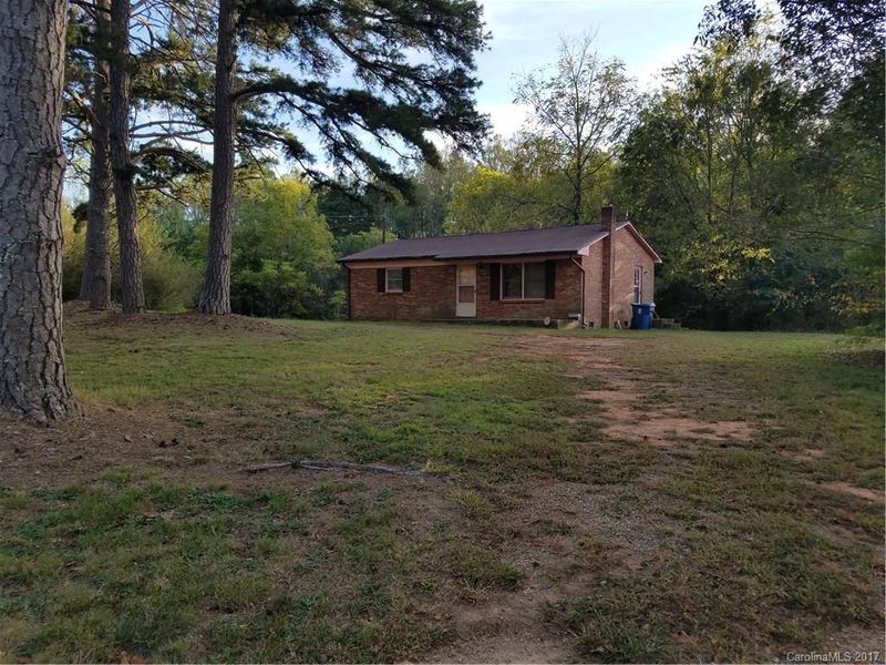 116 2nd St SE, Catawba, NC 28609