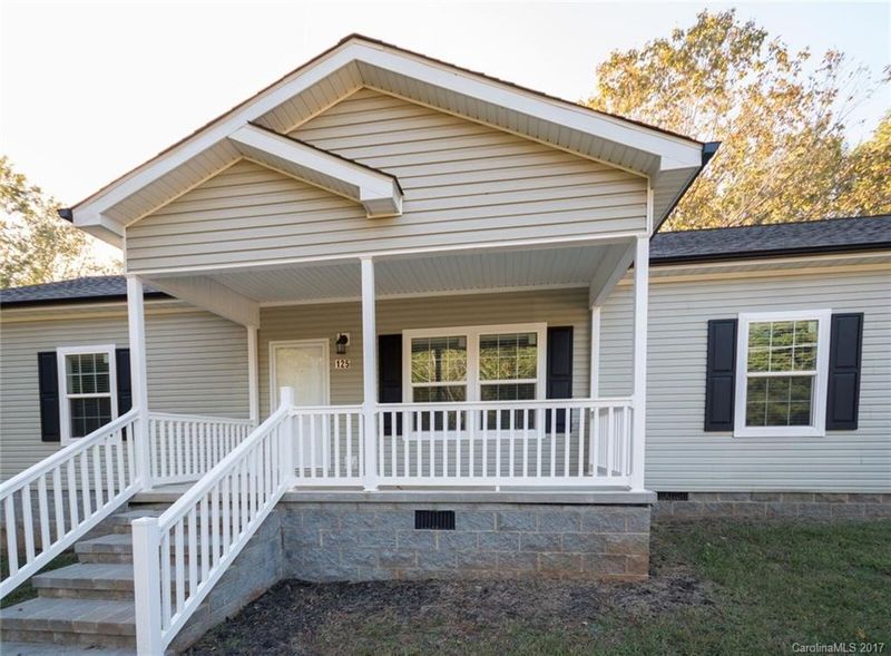 125 Thornbrook Ln, Mooresville, NC 28115