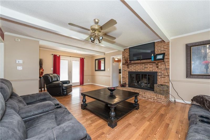 1125 Peach Farm Rd, Lancaster, SC 29720