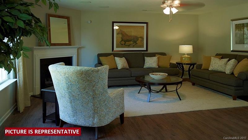 912 Etta Pl #161, Gastonia, NC 28054