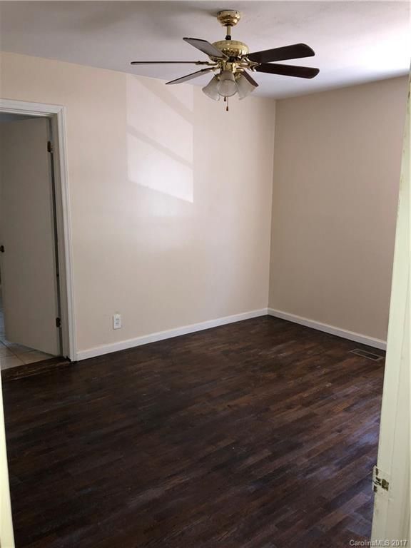 917 8th Ave, Gastonia, NC 28054