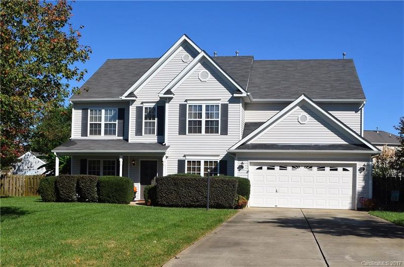 140 Dovetail Dr, Mooresville, NC 28115