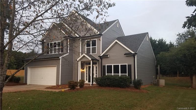 2044 Tanfield Dr, Matthews, NC 28105