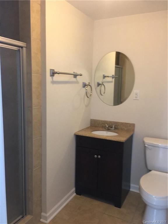 113 Leo Dr, Mount Holly, NC 28120